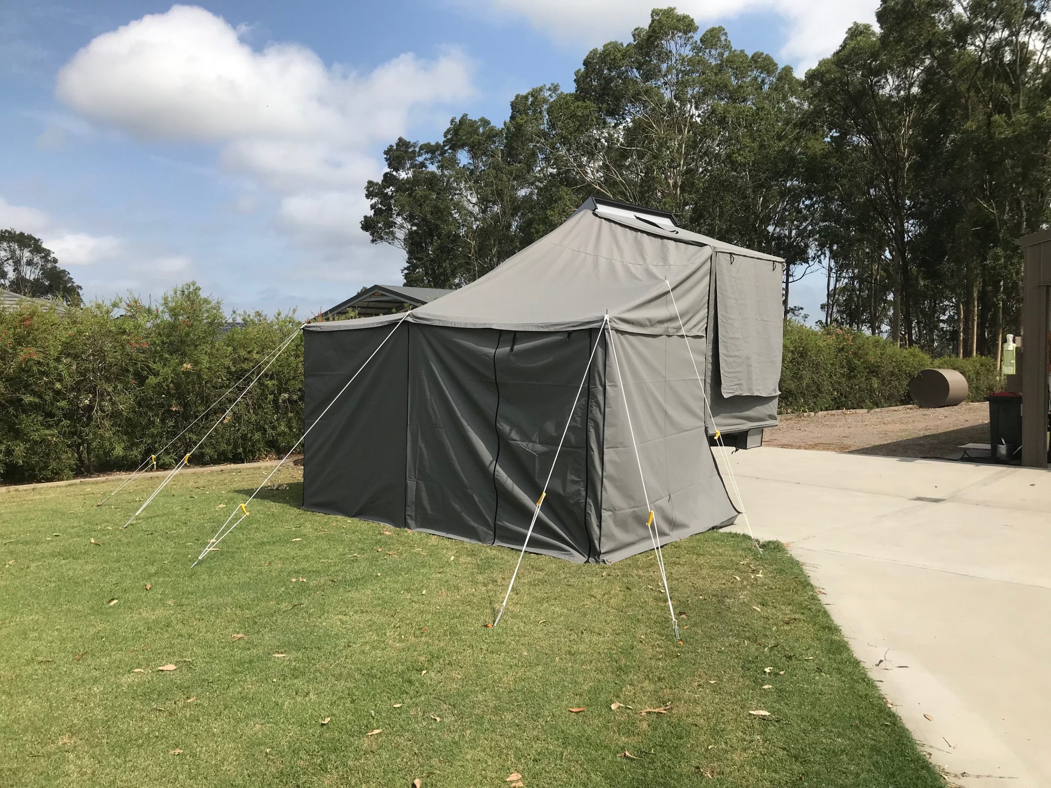 TGC with closed in awning - Tailgate Campers | Australian Made Slide on ...